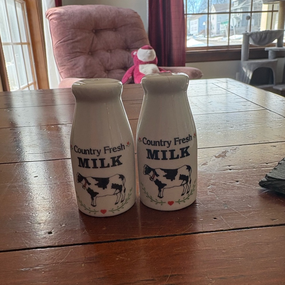 Vintage salt and pepper shakers